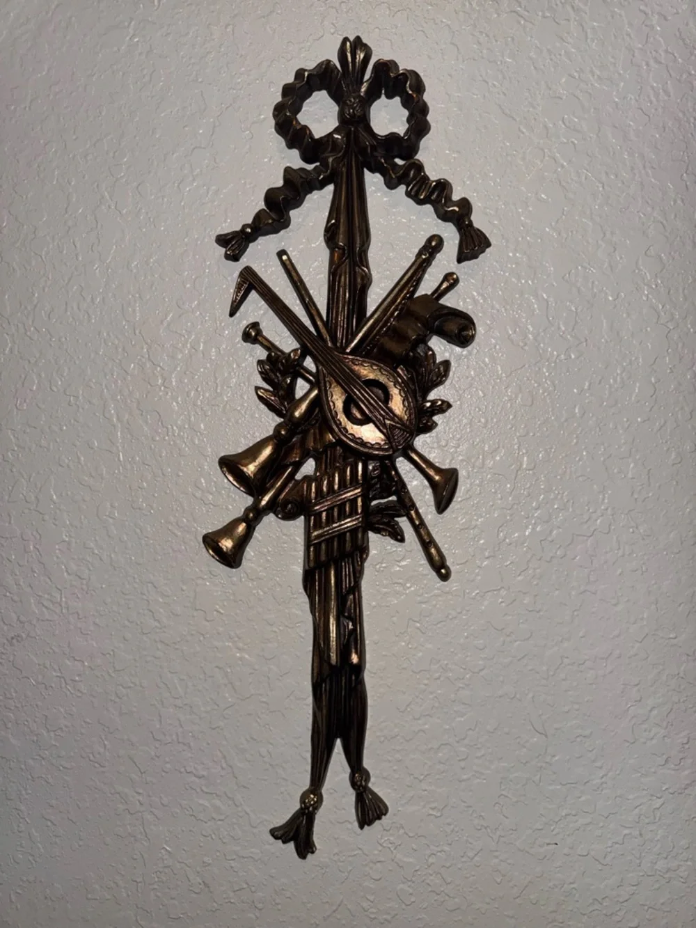 VTG  Greco-Roman Themed Musical Instrument Wall hanging -Turner Manufacturing Co